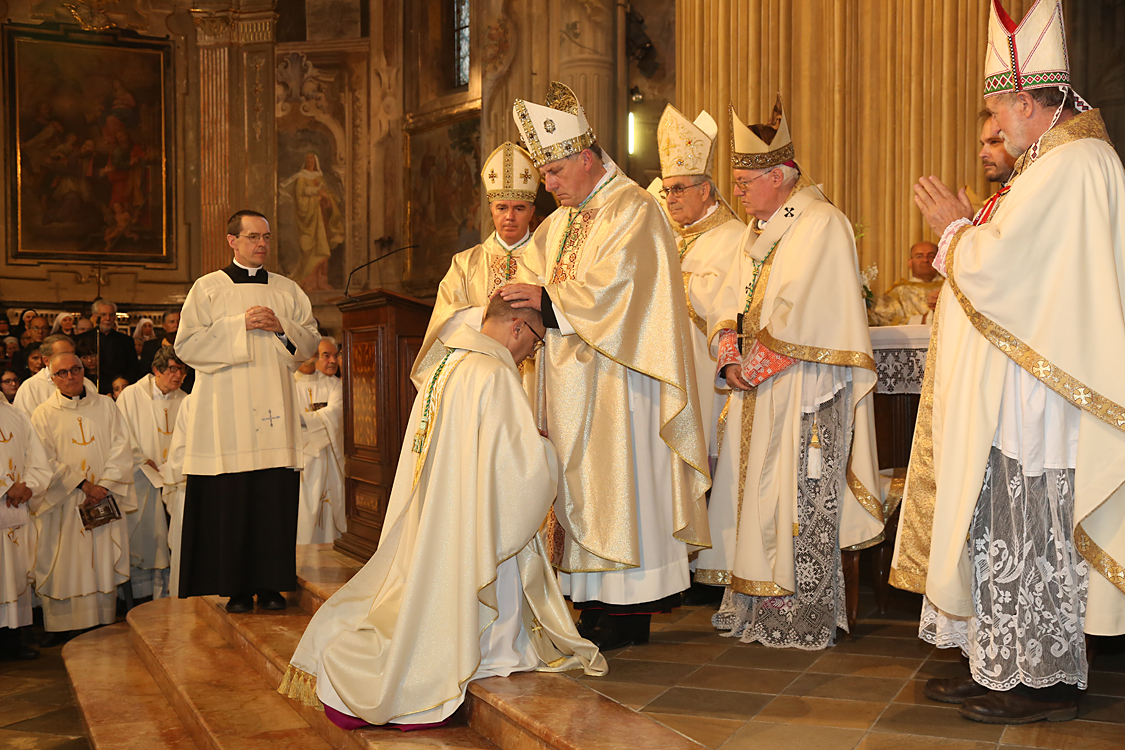 Monsignor Marco Prastaro Vescovo di Asti_235.jpg